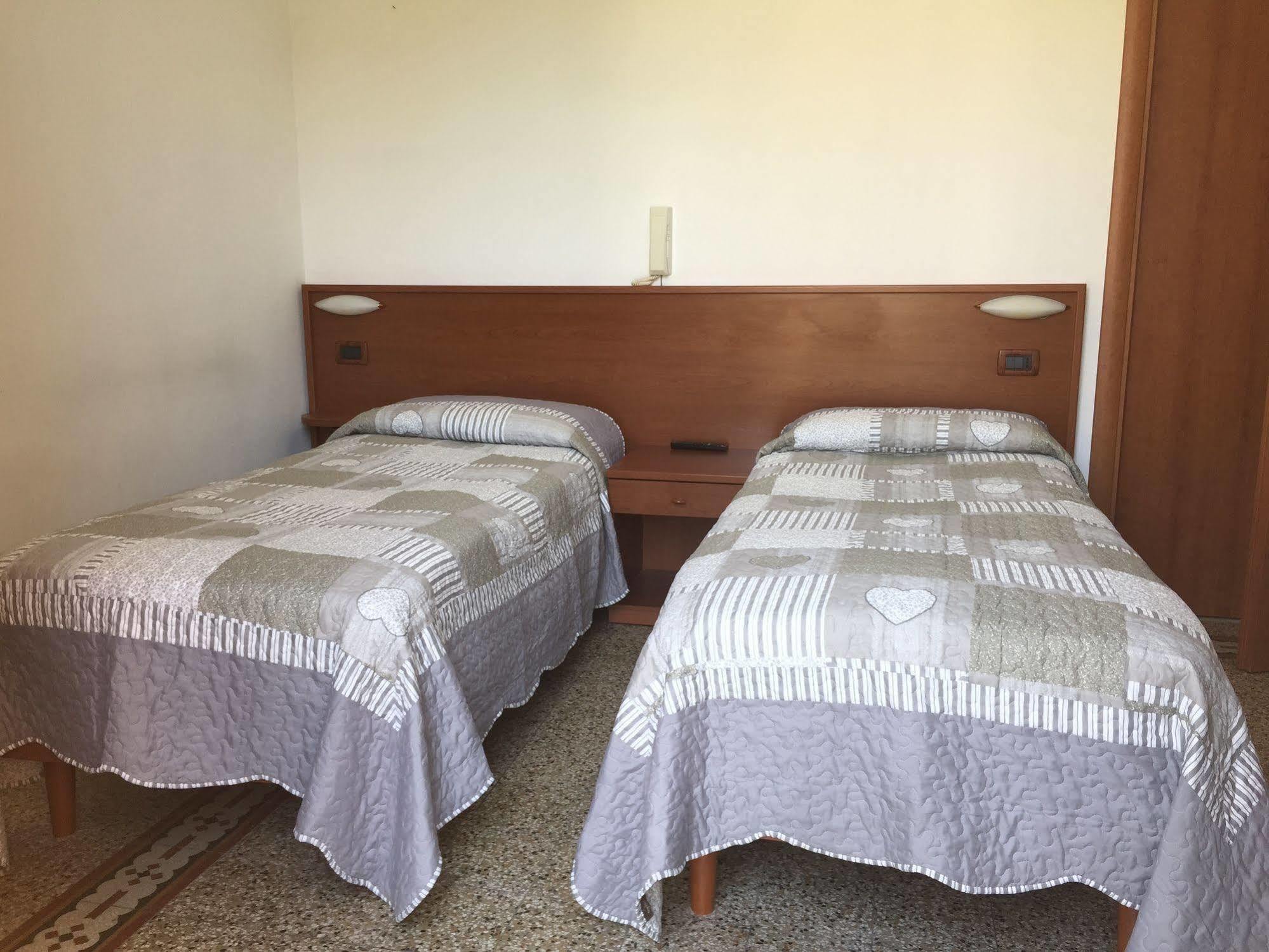 Hotel Lora Rda Luxury Bordighera Exteriör bild